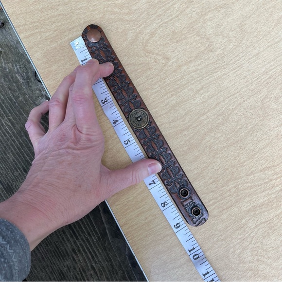 Handcrafted Tooled Leather Cuff Bracelet With Shotgun Shell Centerpiece - Picture 12 of 14